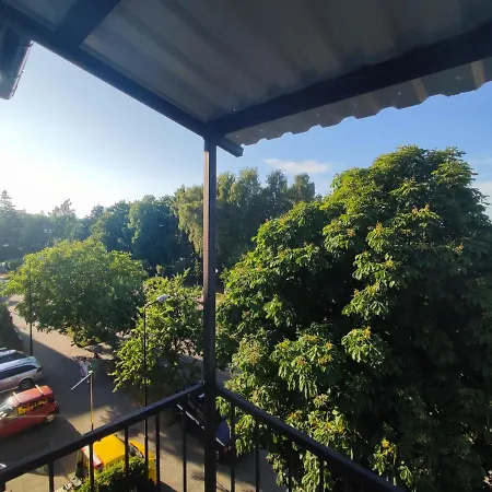 Elizabeth Kwatera prywatna *